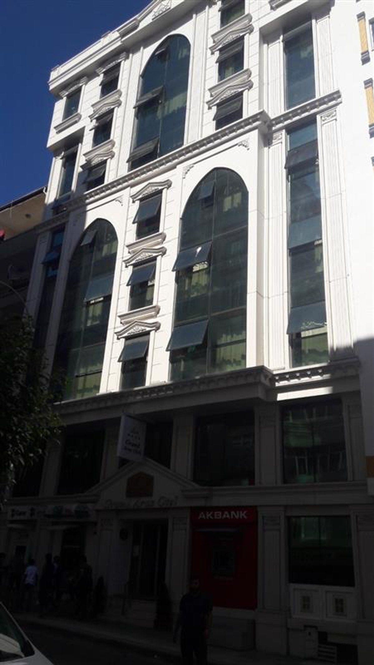 Grand Aras Hotel
