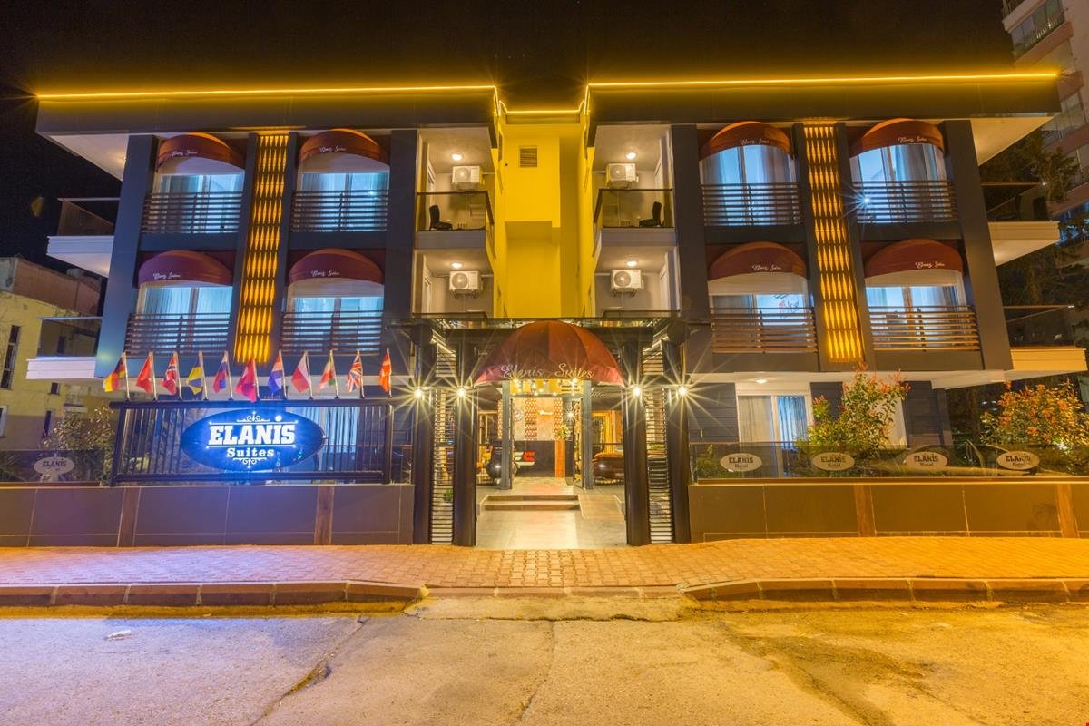 Elanis Suites