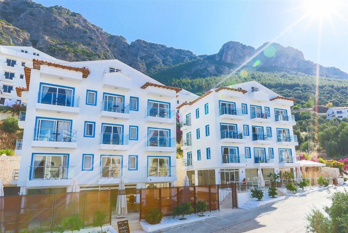 Saylam Suites