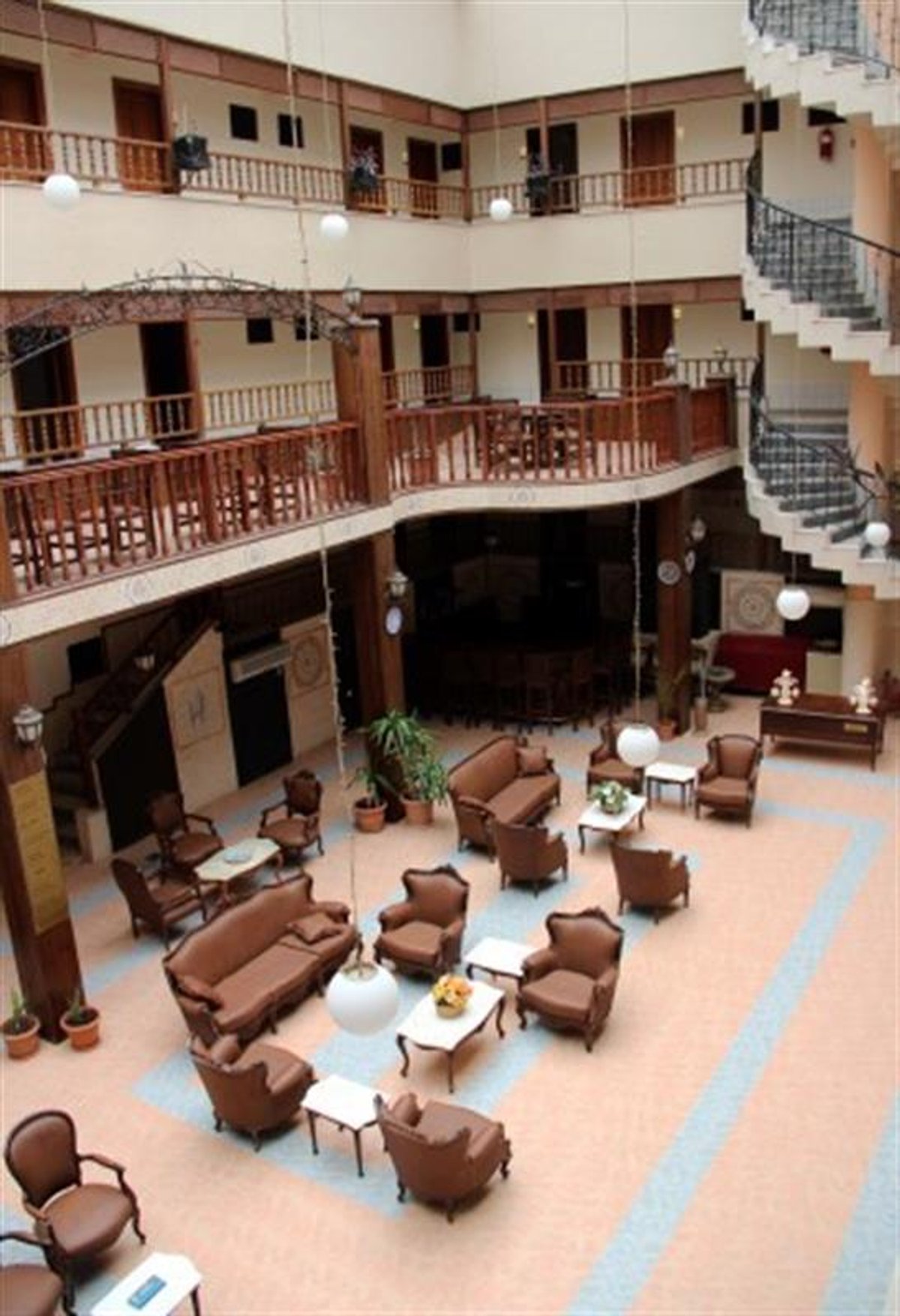 Ozcan Beach Hotel