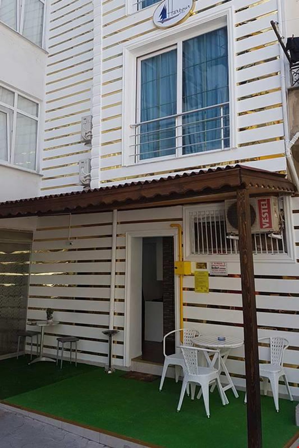 Harbour Otel