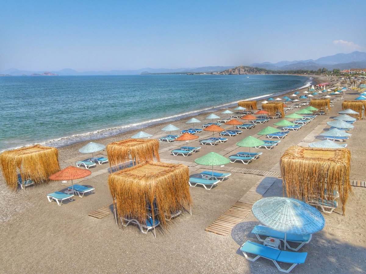 Yucel Hotel