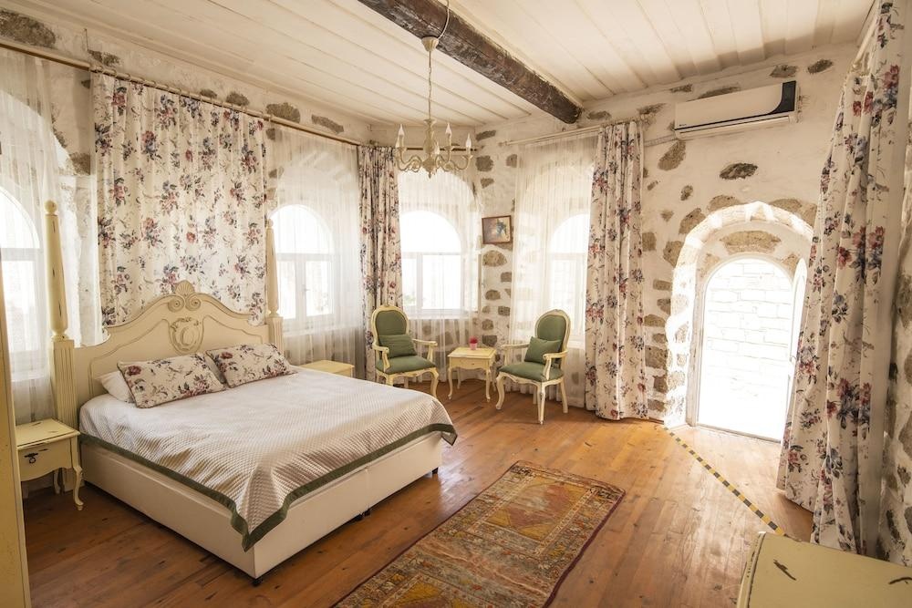 Sarı Gelin Alacatı Hotel