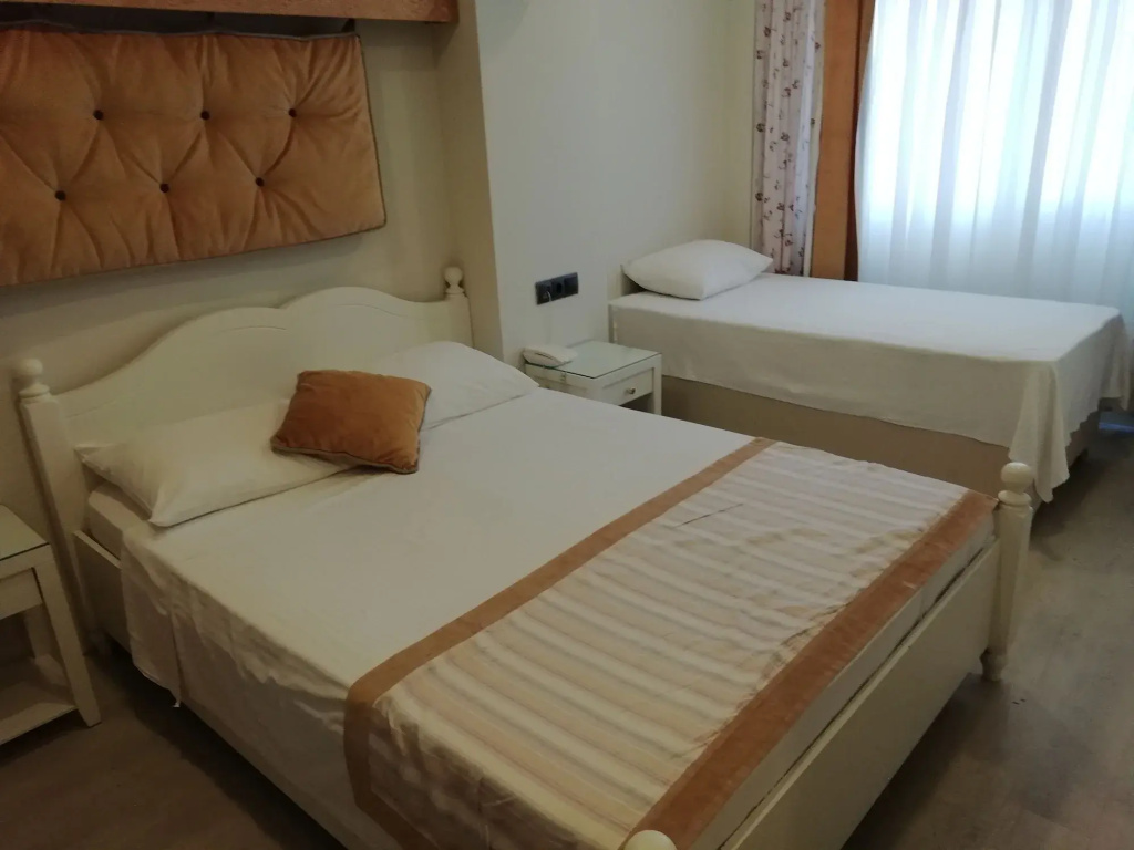 Just Inn Hotel