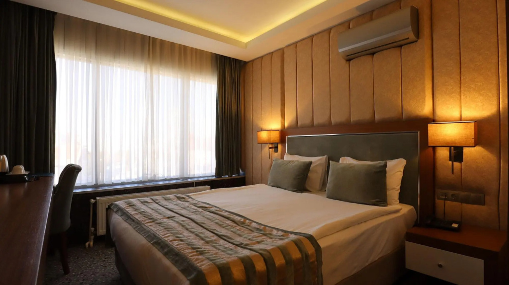Royal Sweet Hotel