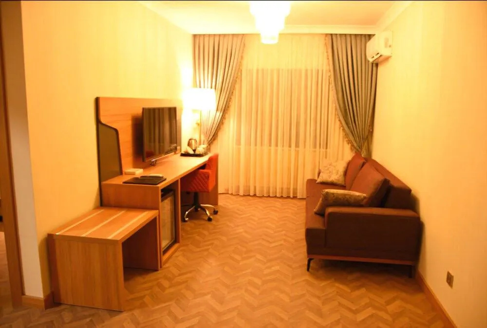 Ak Life Hotel