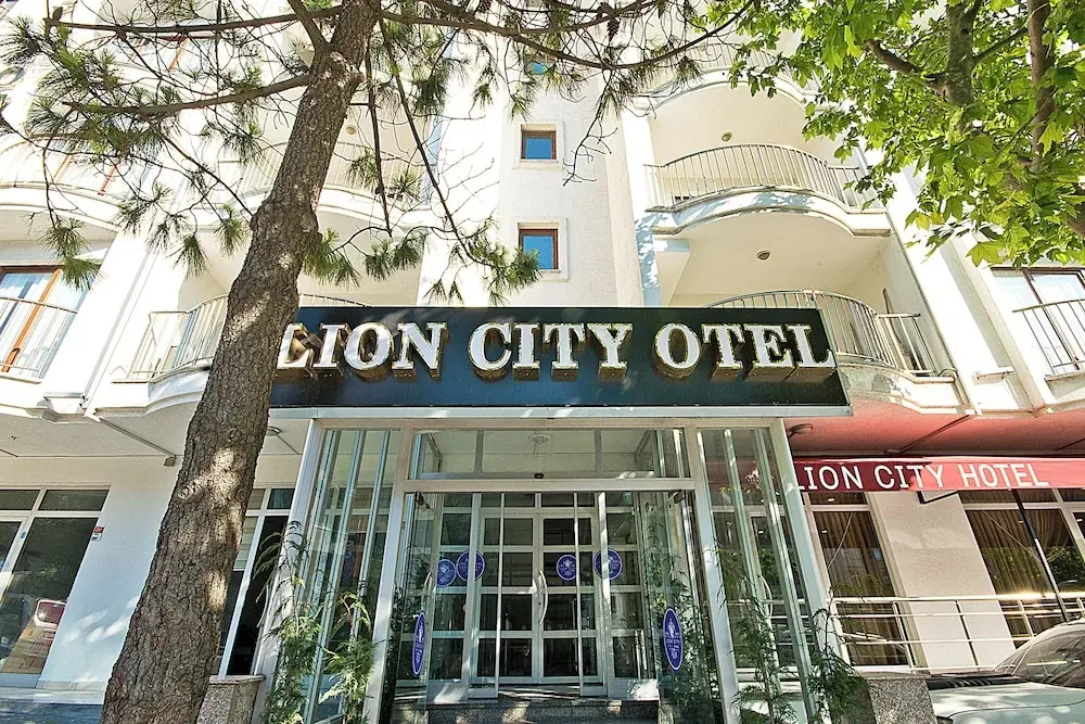 Lion City Otel
