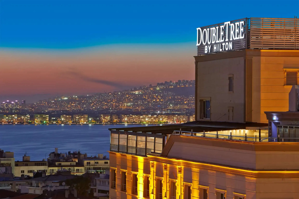 Doubletree By Hilton Hotel Izmir - Alsancak