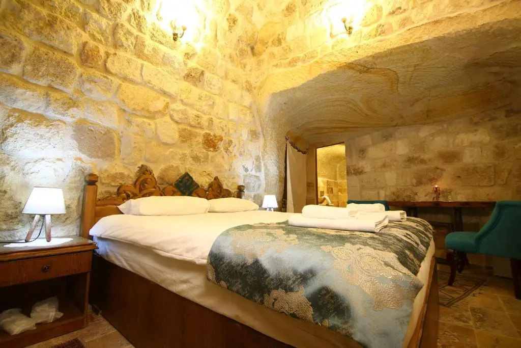 Kayadibi Cave Otel
