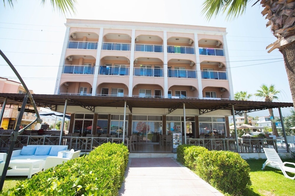 Holiday Otel