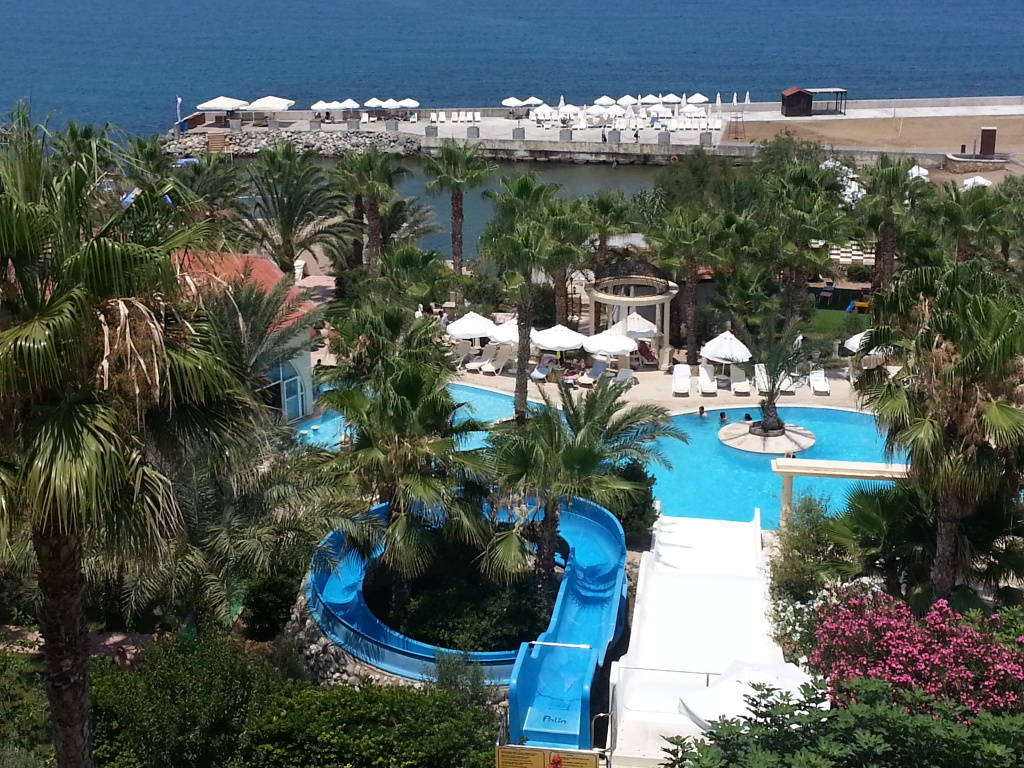 Oscar Resort Hotel