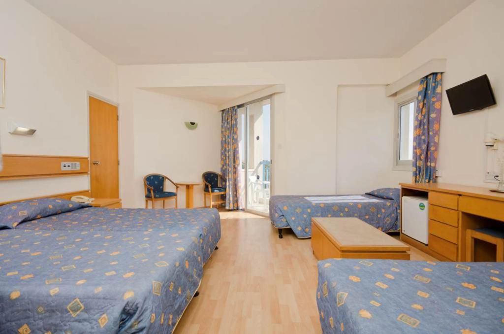 Kissos Hotel