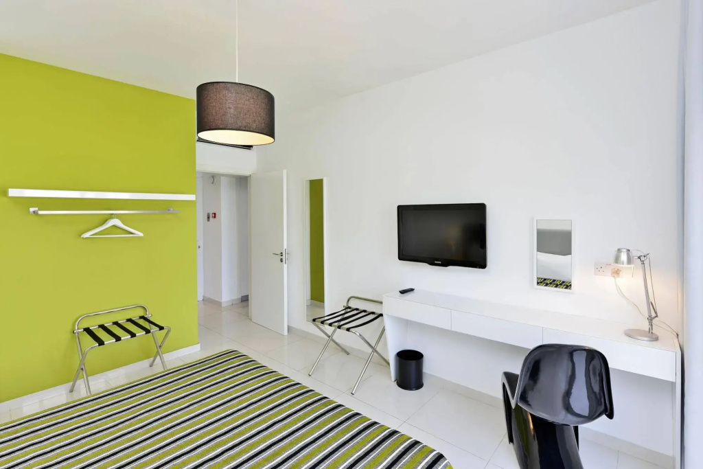 Mon Repos Hotel