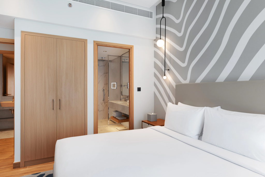 Adagio Premium The Palm