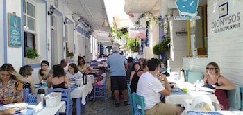 Dionysos Otel & Restoran & Ada Kahvaltı