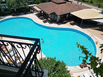 Lemas Suite Hotel