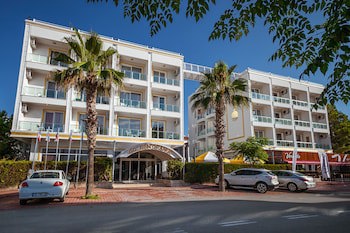 Golden Orange Hotel