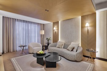 Vakko Hotel And Residence
